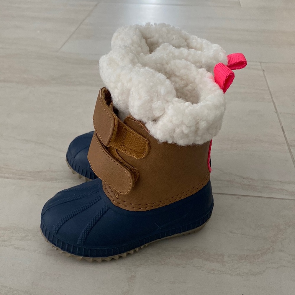 Gap Toddler Sherpa Duck Boots